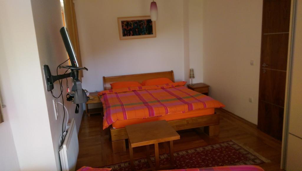 Holiday House Villa Neda Utjeha Rum bild